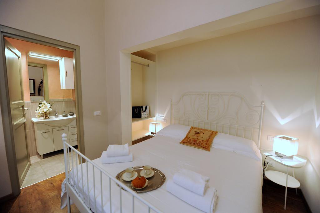 Acacia Firenze Apartments Artemisia-Angelica Florença Exterior foto